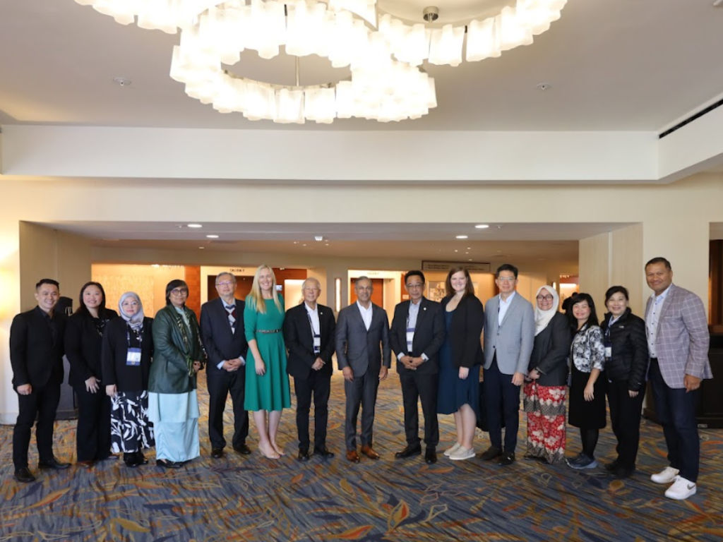 Delegation To Elevate Sarawak s Business Events At Convening Leaders delegation-to-elevate-sarawak-s-business-events-at-convening-leaders